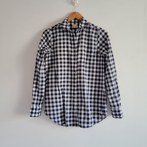 Casual and Cool Women's Clothing Bundle - Size S - Picture 4 of 16